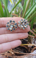 Floral stone earrings studs